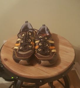 Tsubo Millay Womens Casual Sneaker